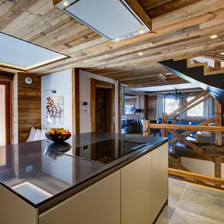 Elysium Heights Luxury Chalet In Verbier 木屋 *